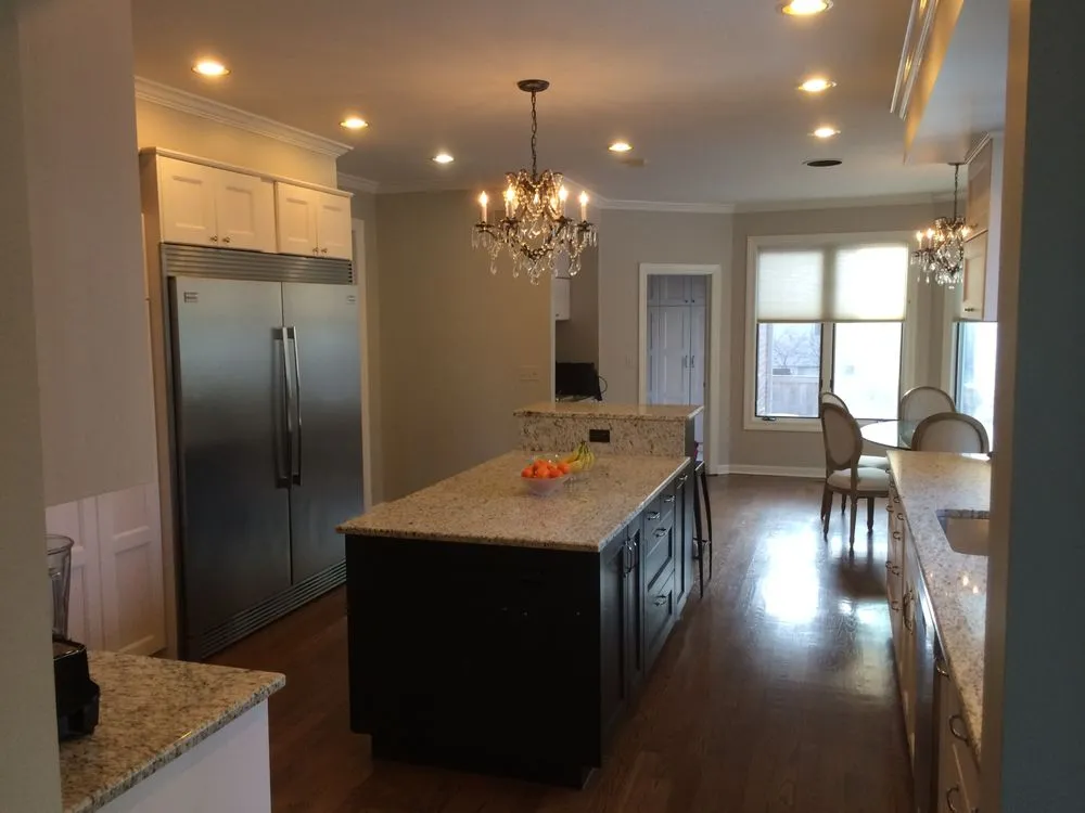 Slide of I Gotta Guy Services