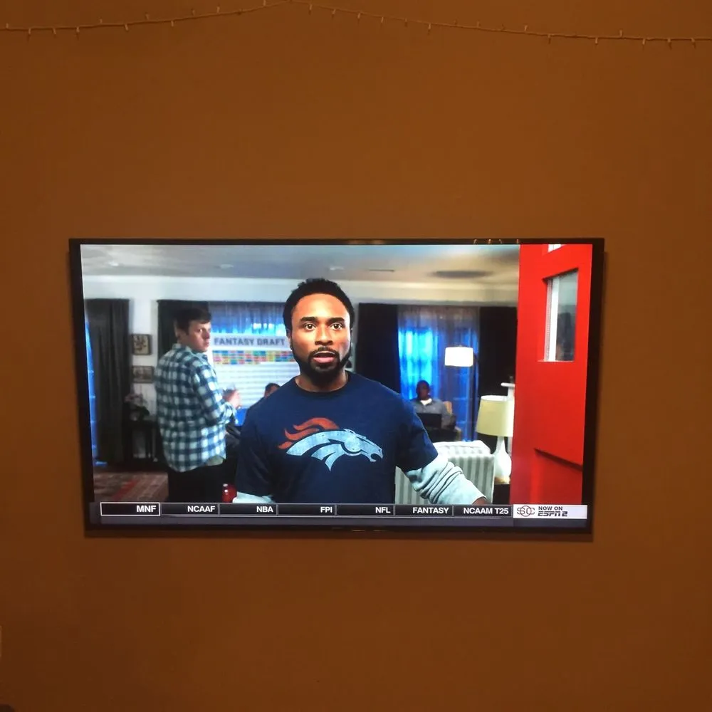 Slide of I MOUNT TVs