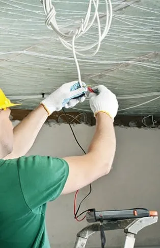 Slide of I Q Electric