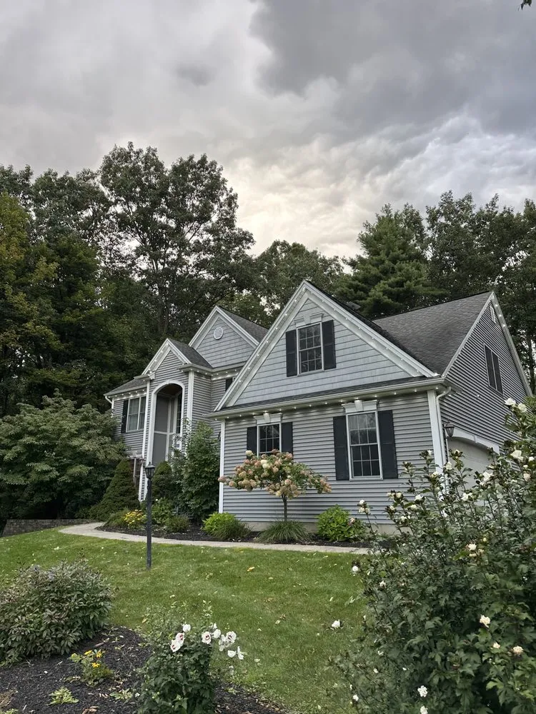 Slide of I-ReM Electric & Construction