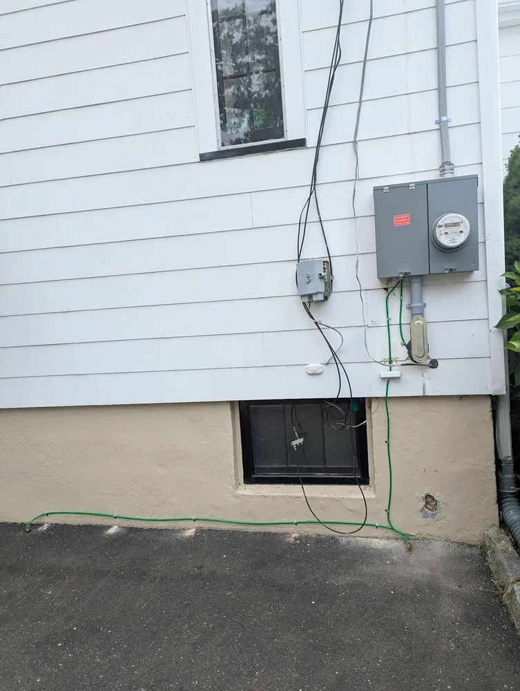 Slide of Iaione Electric