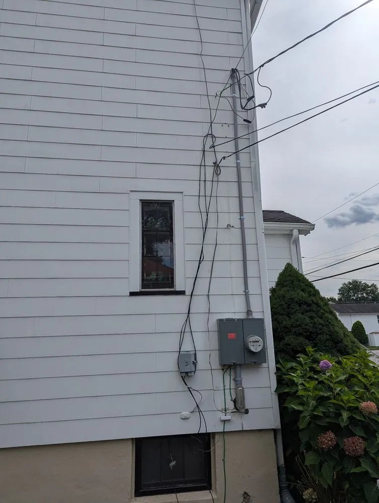 Slide of Iaione Electric