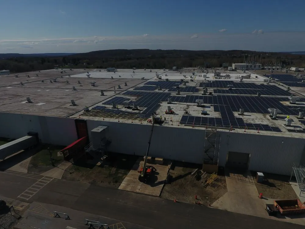 Slide of Ian's Electrical Contracting