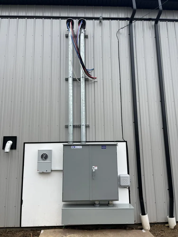 Slide of Ian's Electrical Contracting