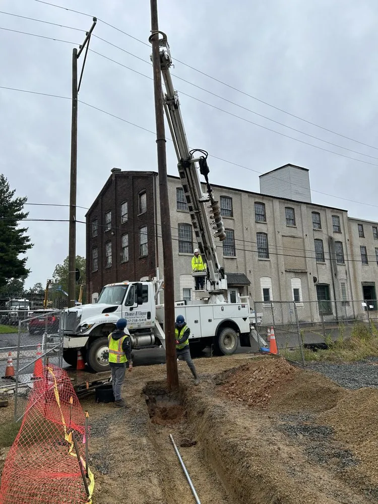 Slide of Ian's Electrical Contracting