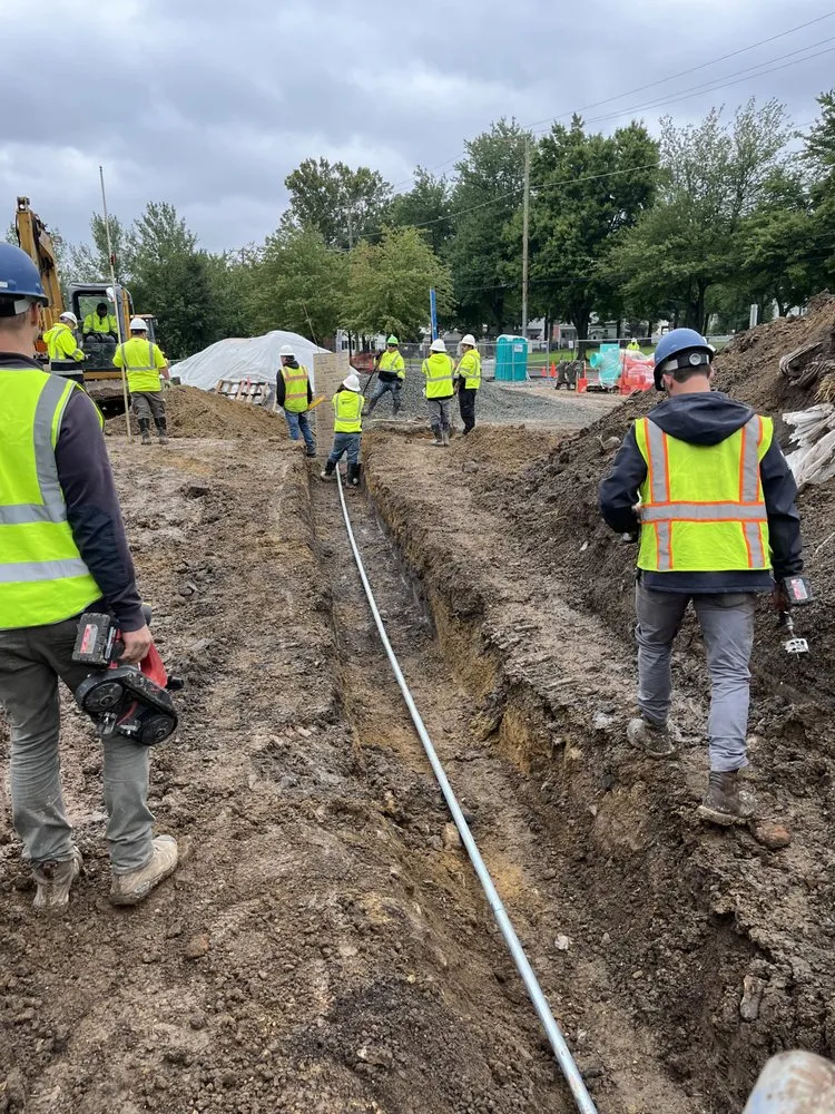 Slide of Ian's Electrical Contracting