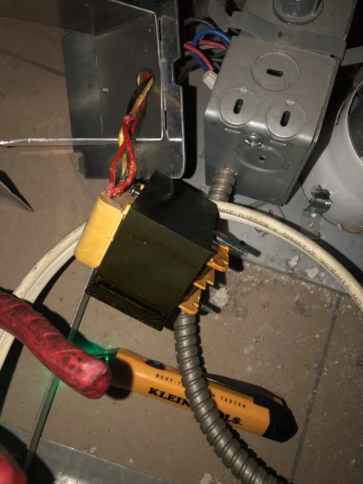 Slide of IbarraServices