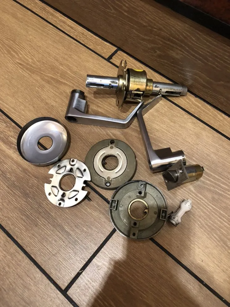 Slide of IbarraServices