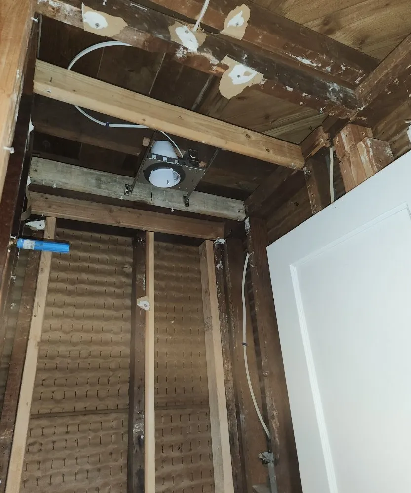 Affordable electrical service for homes in lighting installation,  by 