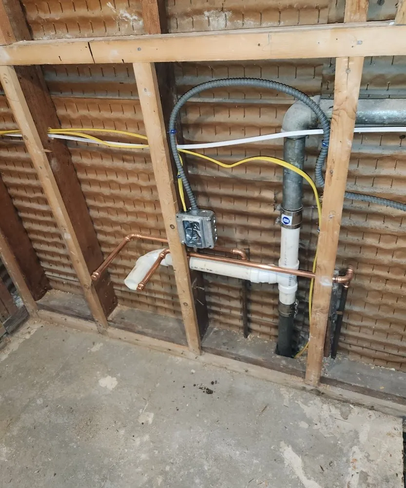 Expert electrician providing circuit breaker repair in , 