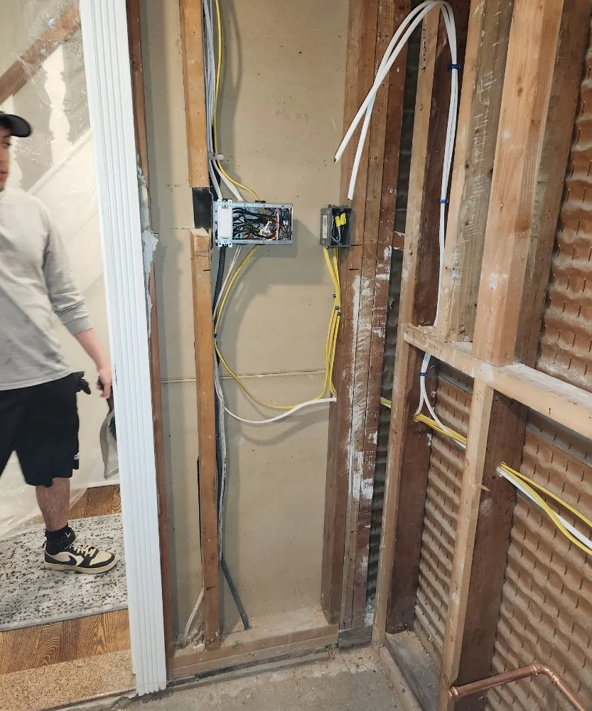 Certified circuit breaker repair experts serving ,  - IC Electric