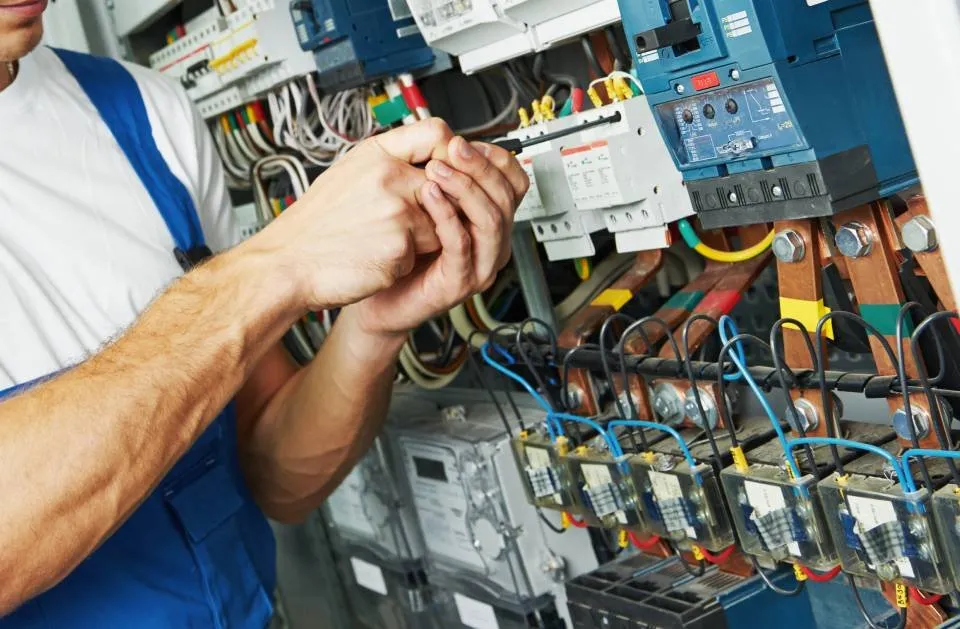 Slide of IC Electrical Solutions