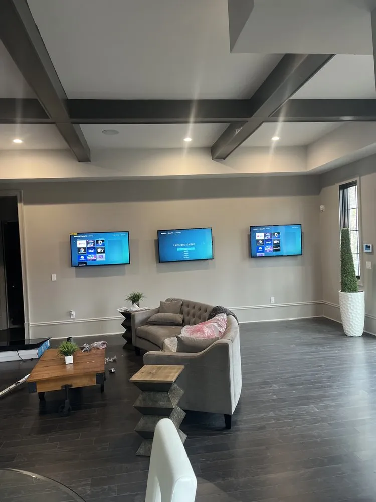 Slide of ICU Watching Install Pros