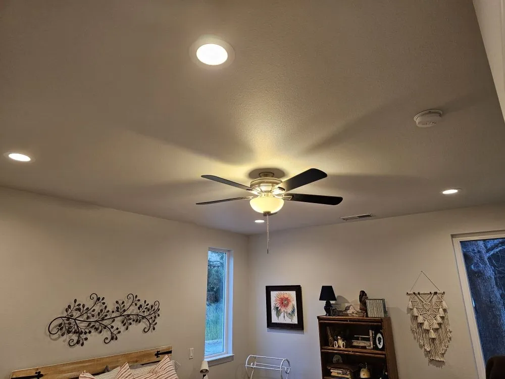 Emergency circuit breaker repair service in Horseshoe Bend, ID - Idaho Star Electrical