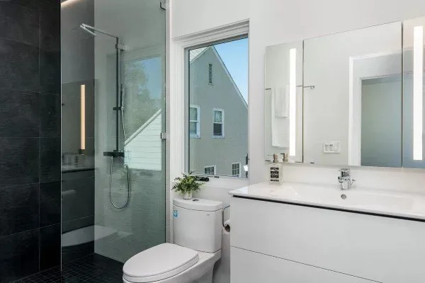 Slide of Ideal Electric