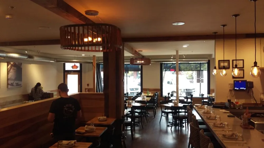 Affordable outlet and switch repair service in St. Charles, IL - Ideal Electrical Contractors