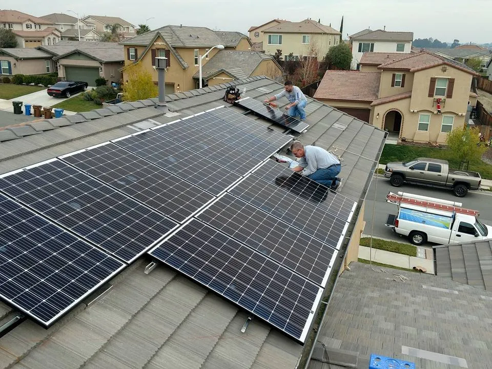 Licensed electrical service for homes in wiring installation, by