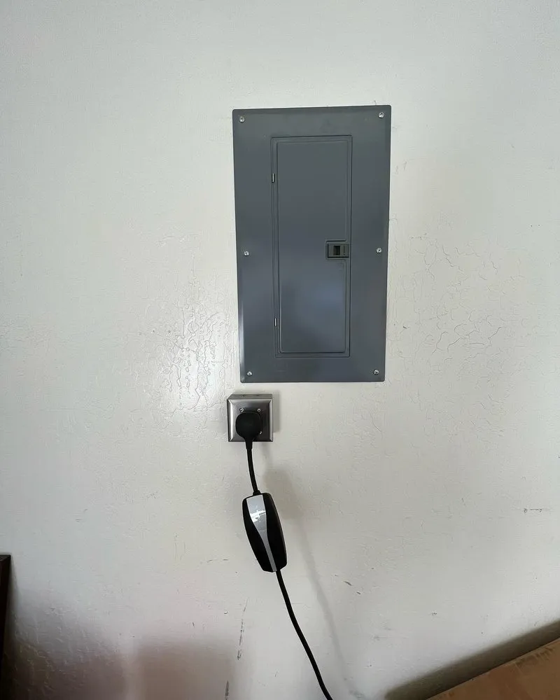 Slide of Idyllic Electrician Service