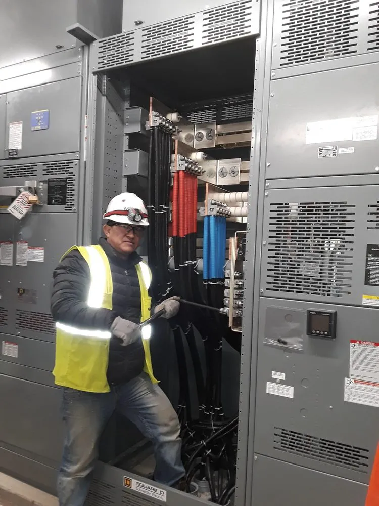 Professional circuit breaker repair experts serving MONTGOMRY VLG, MD - I&F ELECTRICIAN CONTRACTOR