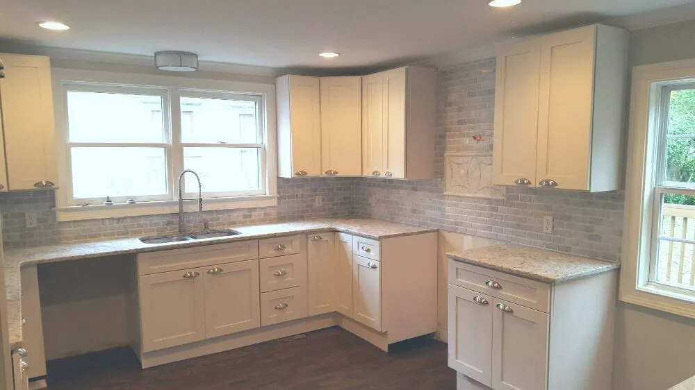 Trusted outlet and switch repair in Woodbury, GA by iFixit Handyman Services