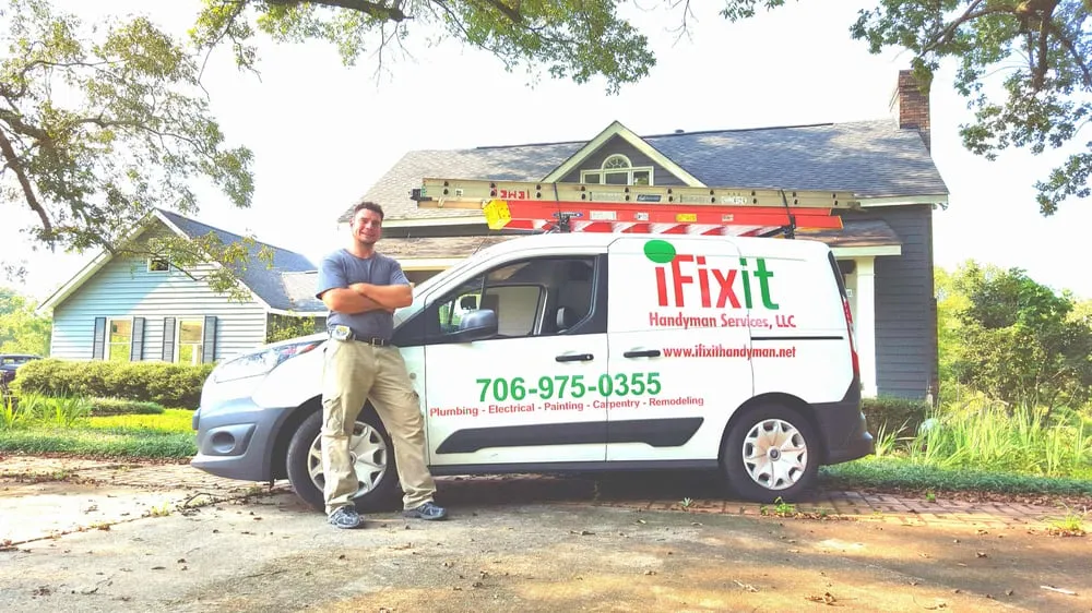Reliable circuit breaker repair service in Woodbury, GA - iFixit Handyman Services