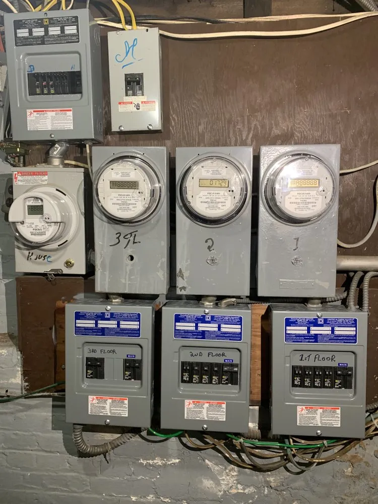 Slide of Ignozza Electric