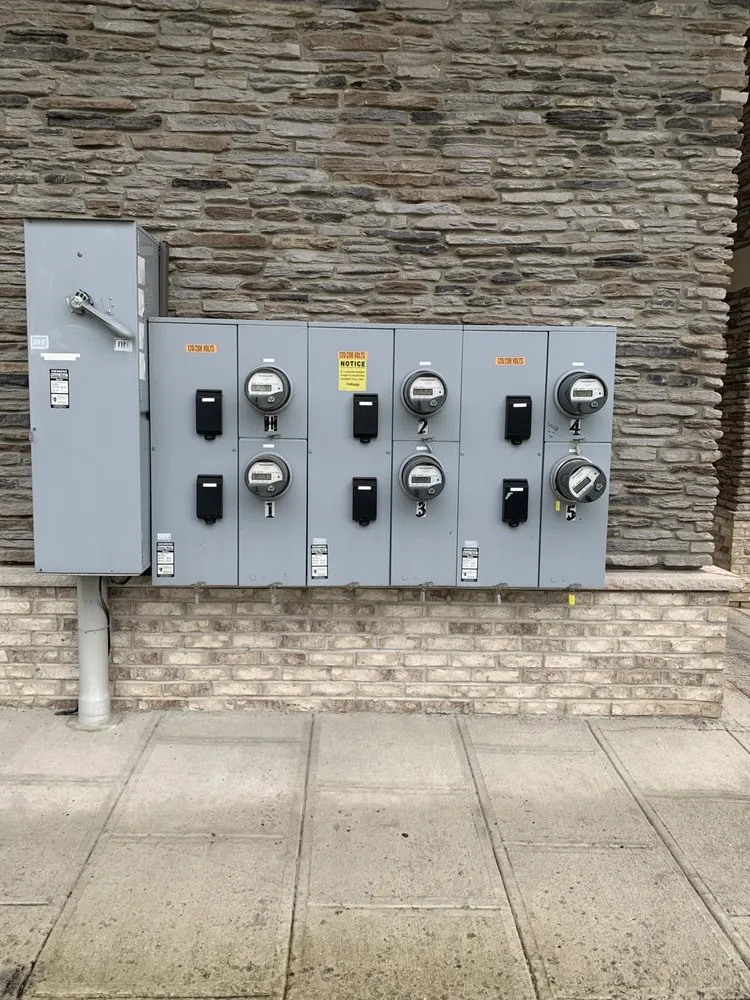 Slide of Ignozza Electric