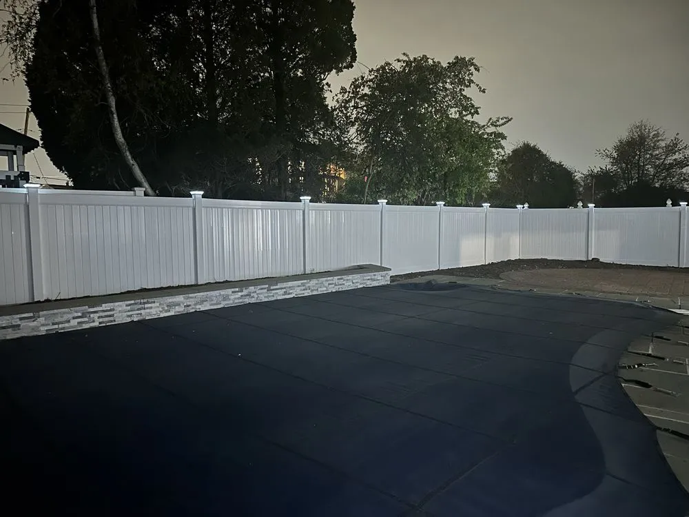 Slide of I&J Renovations