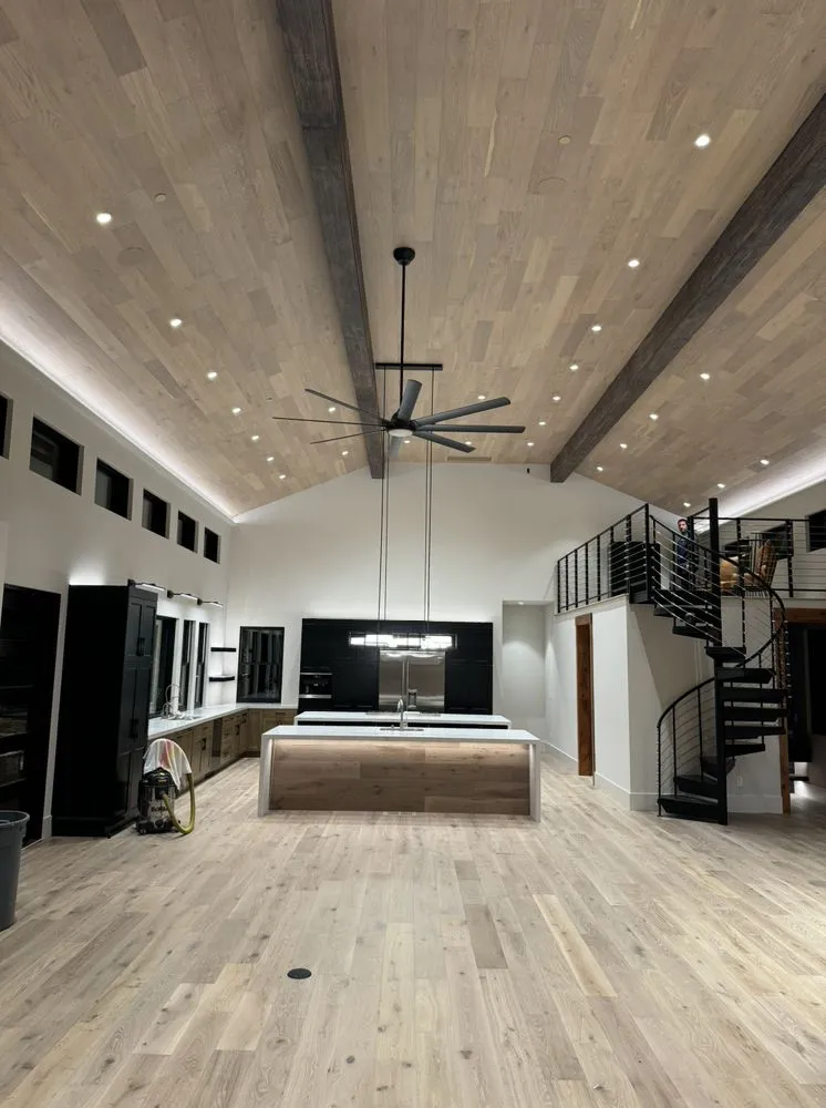 Slide of iKnow Electric