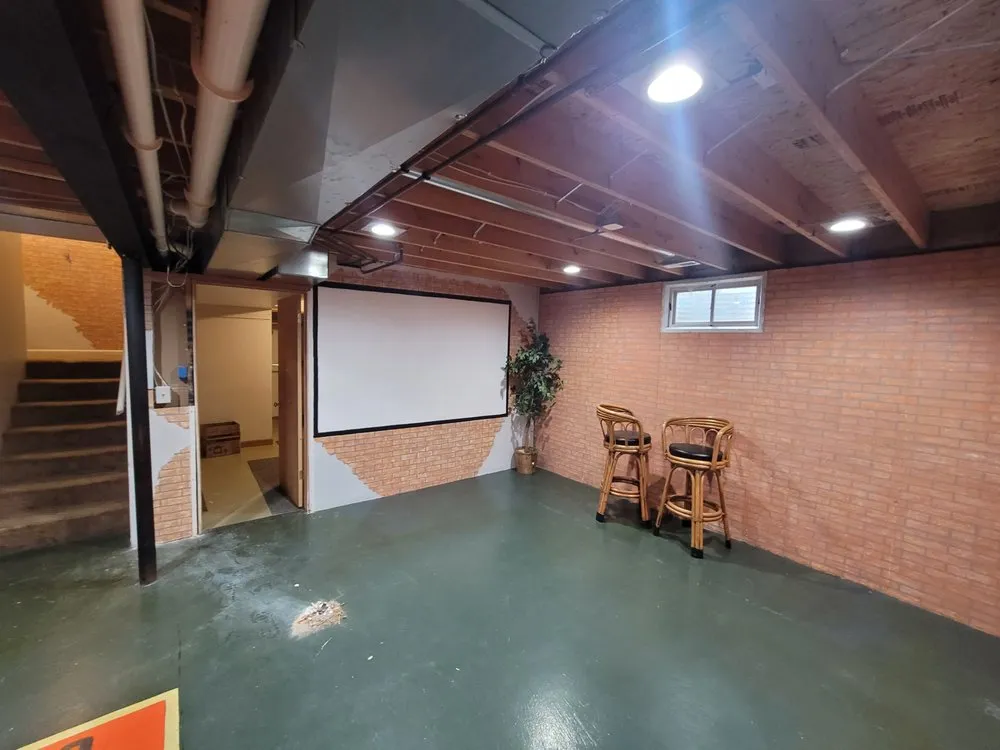 Slide of Illiana Electrical