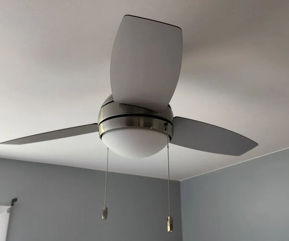 Trusted circuit breaker repair service in ,  - Illinois State Electric