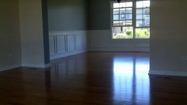 Slide of Illinois Wall Doctors