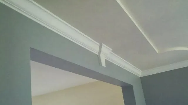 Slide of Illinois Wall Doctors