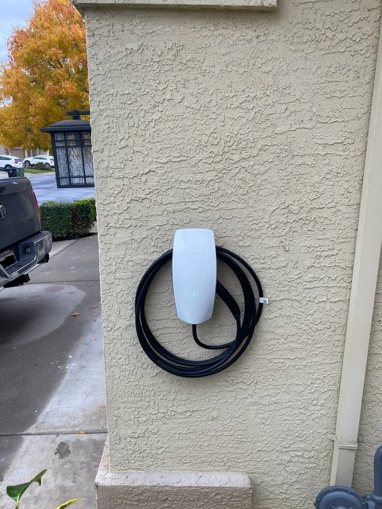 Slide of Illuminate Electric Solutions