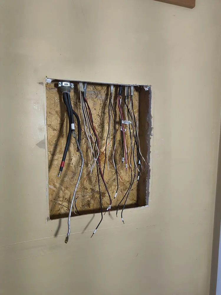 Slide of Illuminate Pro Electric