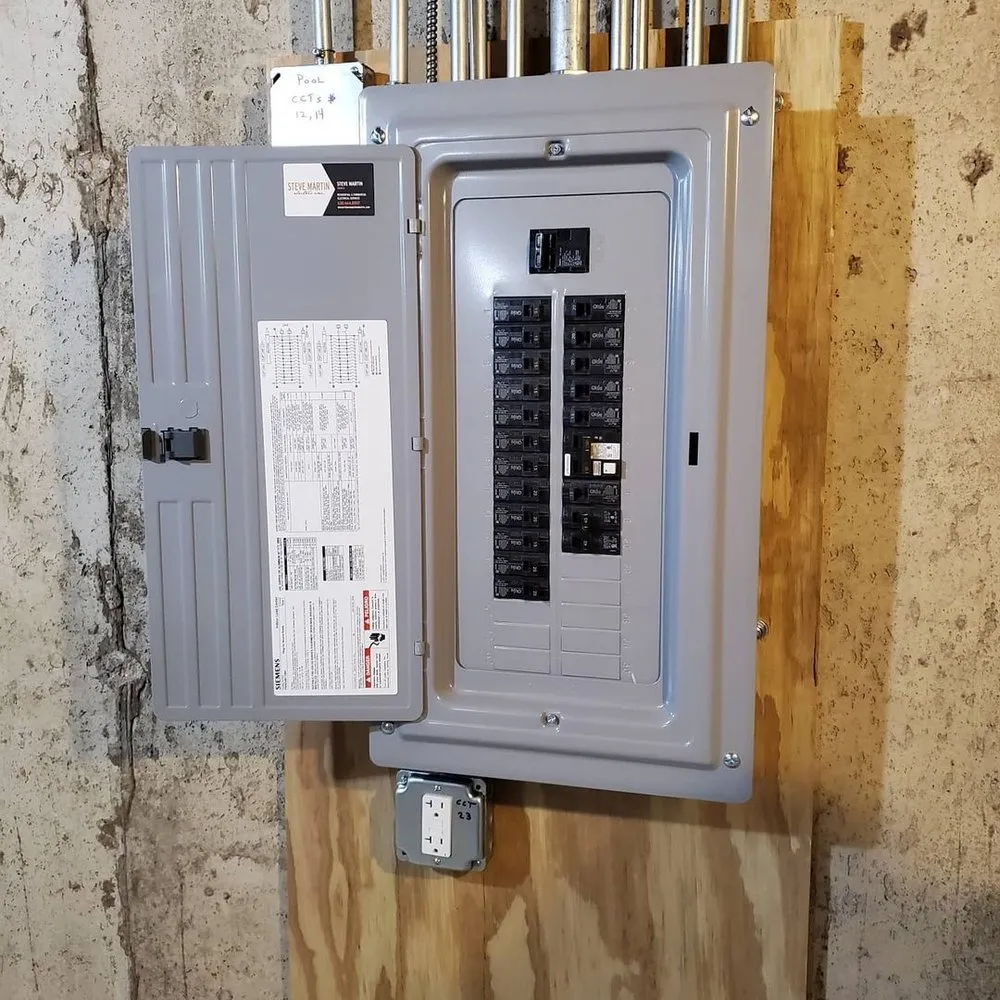 Slide of Illusive Licensed Electrician