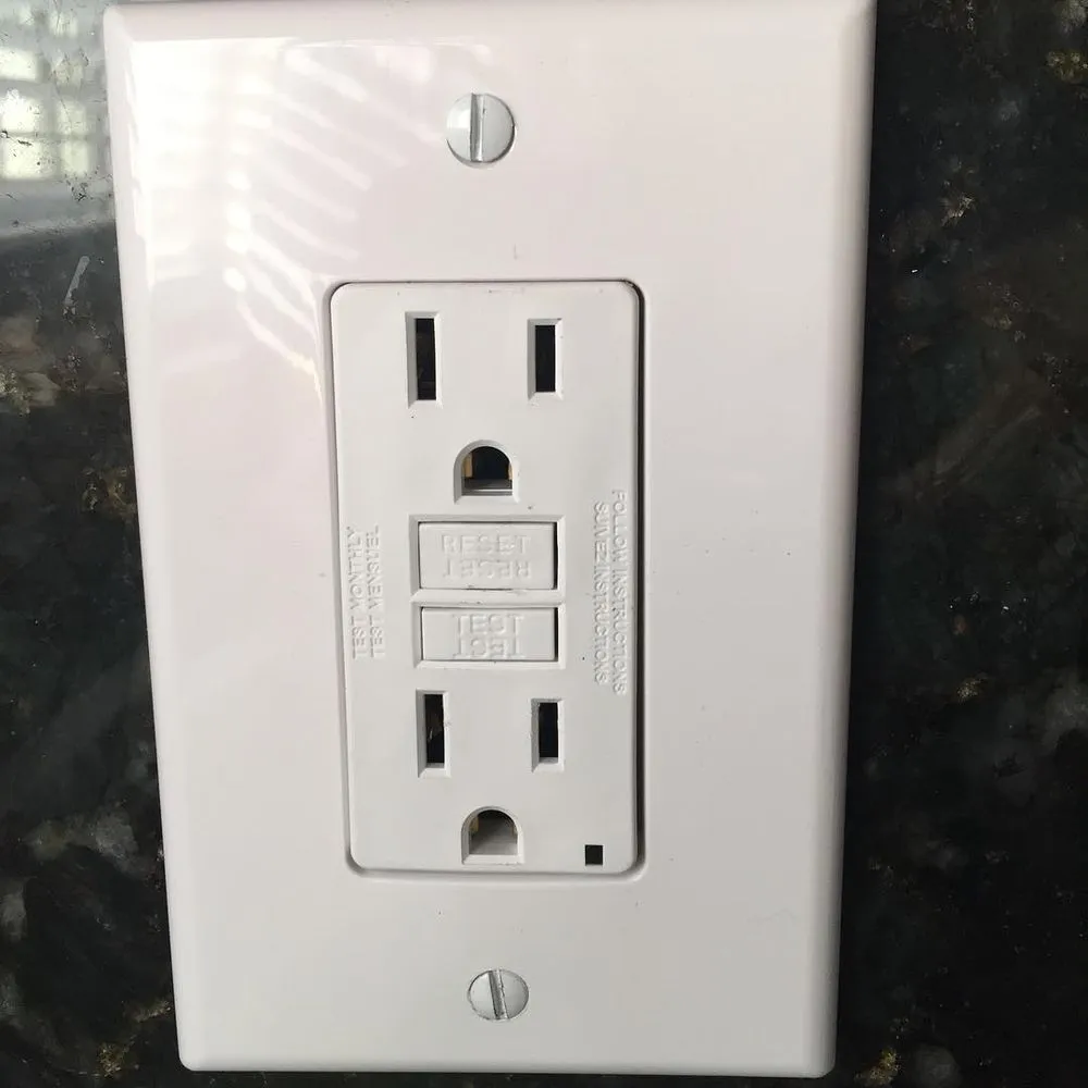 Certified outlet and switch repair experts serving Flushing, NY - Illustrate Electrical Contractors