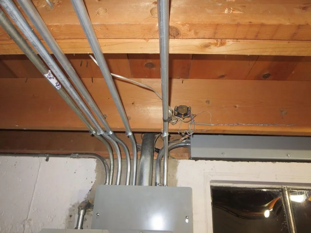 Slide of Imarq Electic