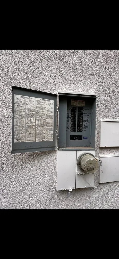 Reliable electrician providing circuit breaker repair in ,