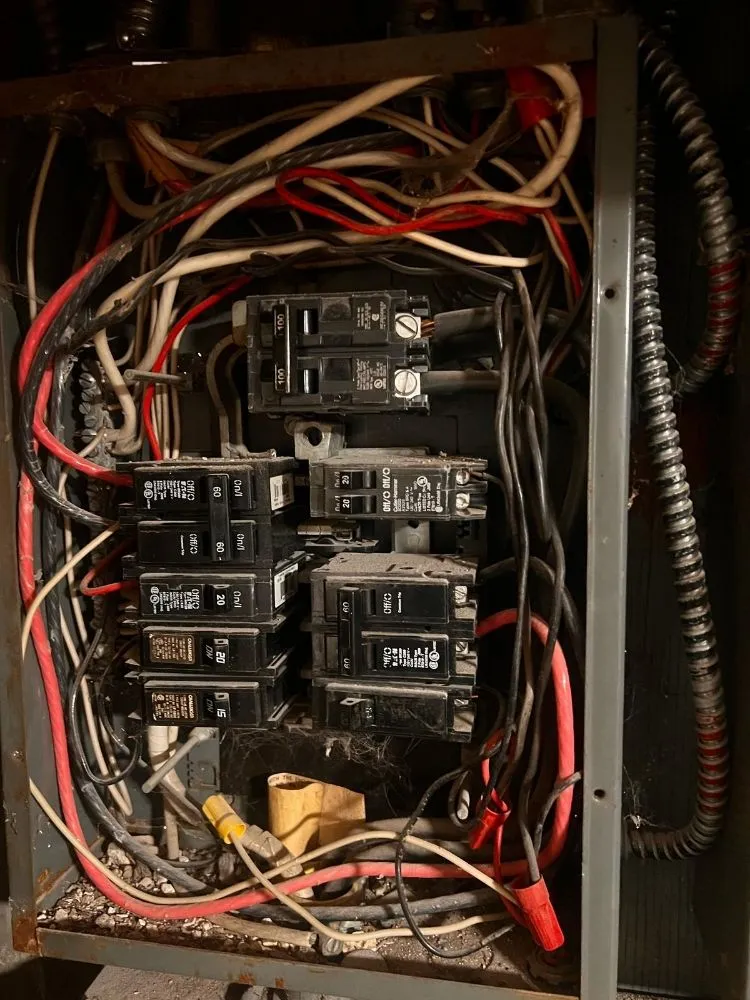 Slide of Impeccable Electrical