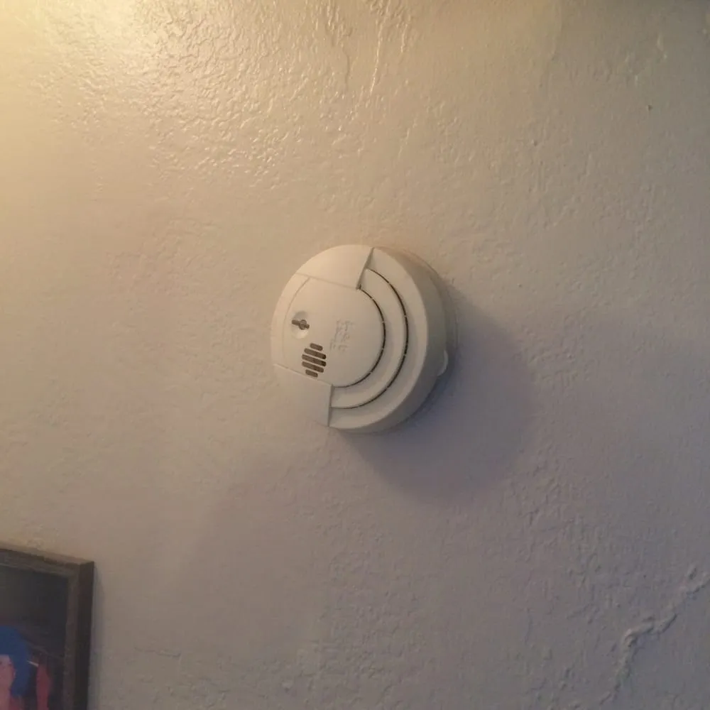 Affordable outlet and switch repair in ,  by Imperial Electric Service Of Pinellas