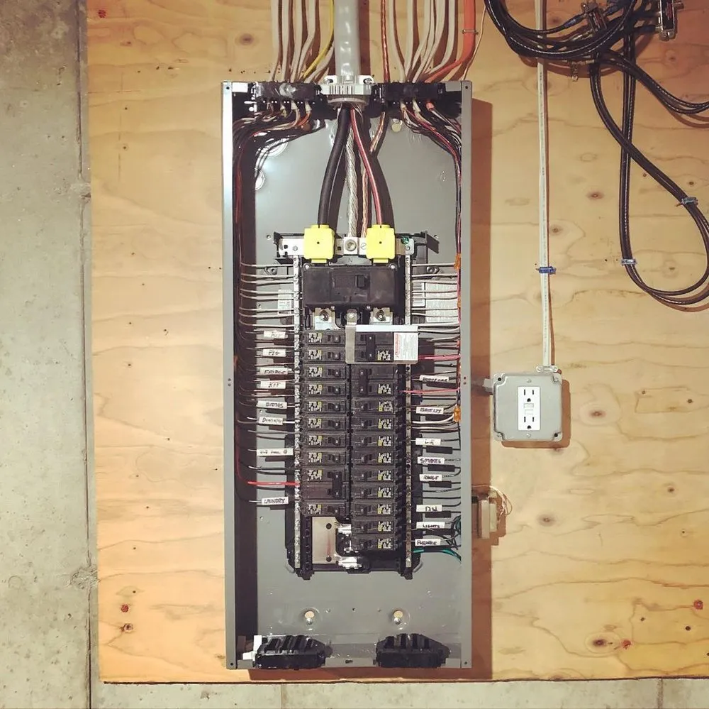 Slide of Imperial Emergency Electrician