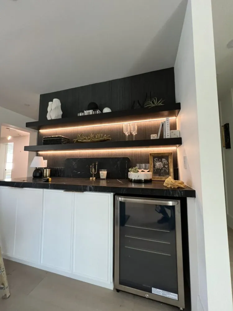 Slide of IM'S Electric