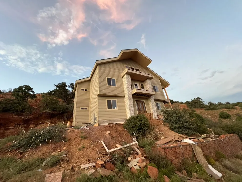 Slide of IM'S Electric