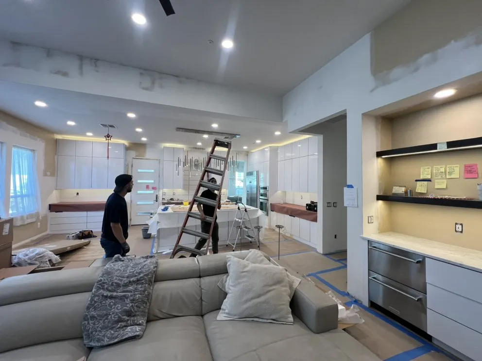 Slide of IM'S Electric