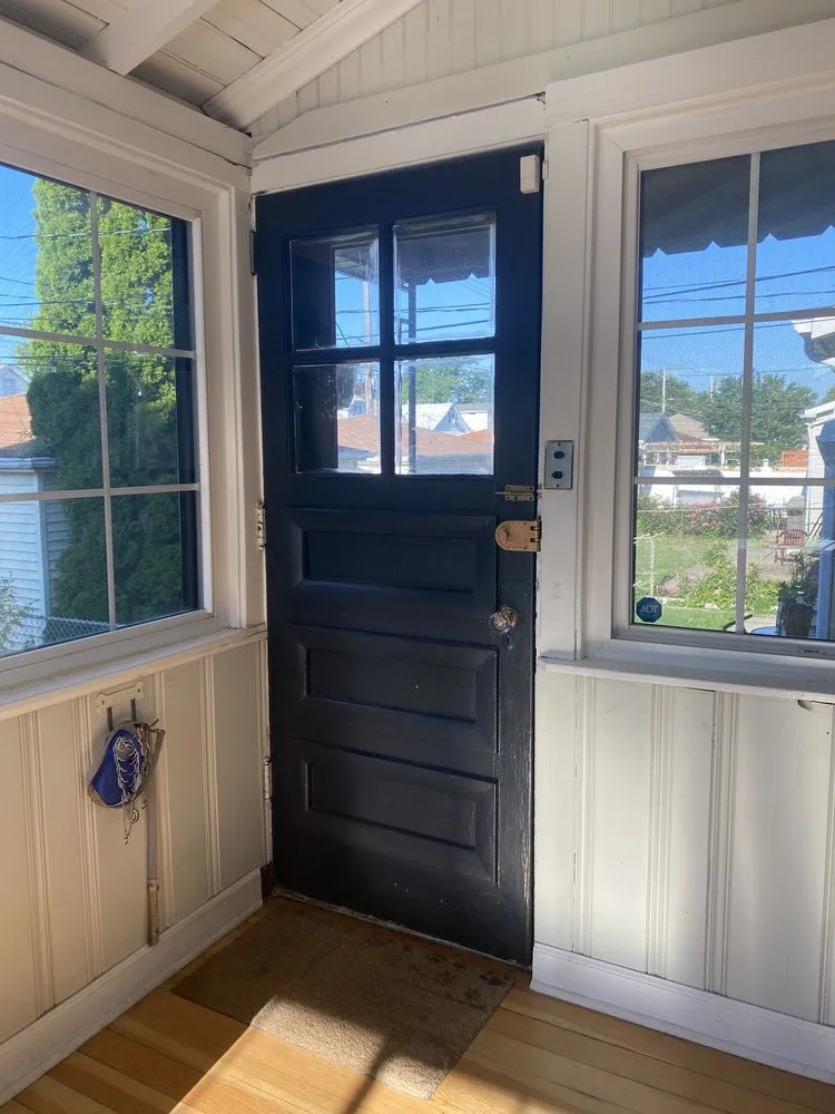 Slide of In and Out Handyman Specialist