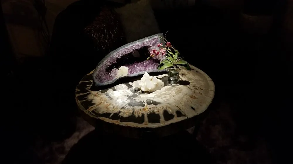 Slide of In Light Electric