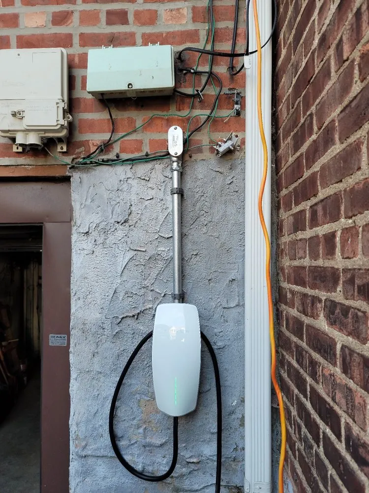 Slide of In-Line Electrical Contractors