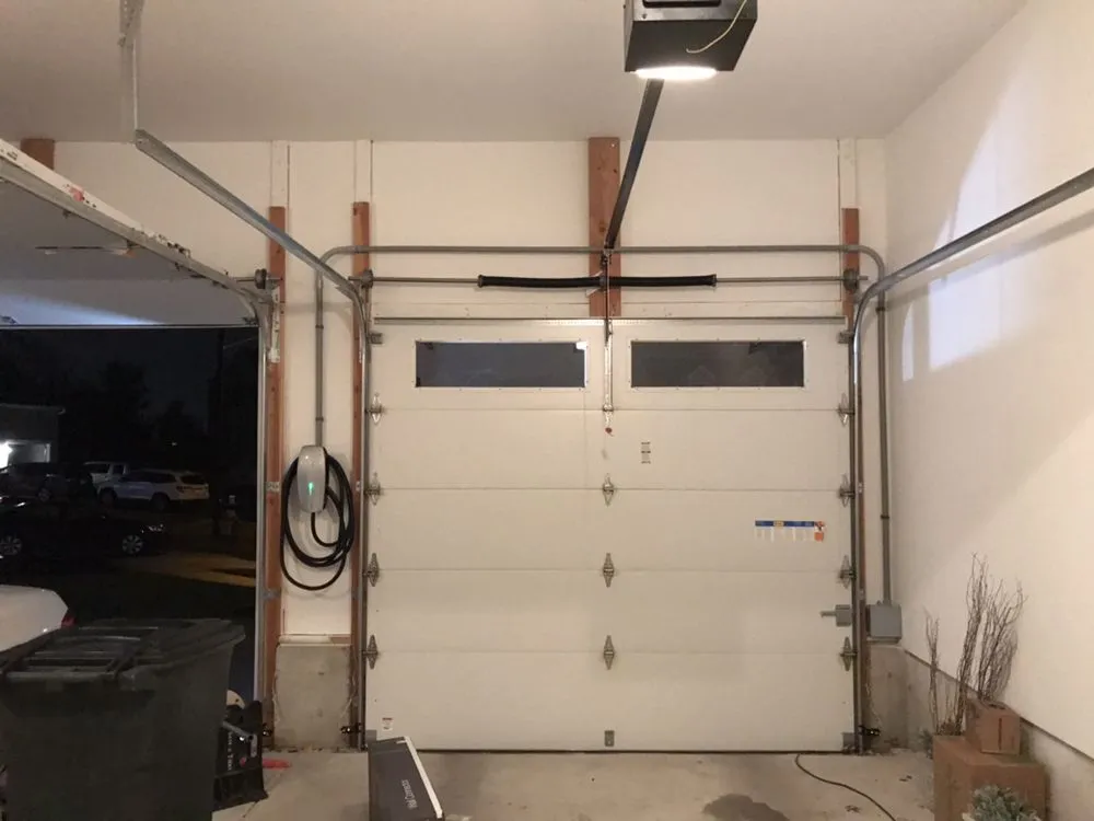 Slide of In-Line Electrical Contractors