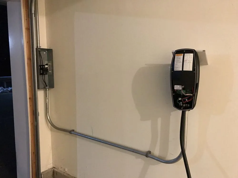 Slide of In-Line Electrical Contractors